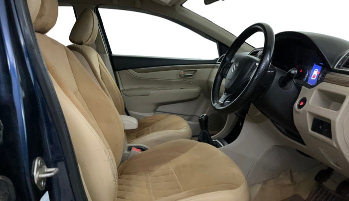 2022 Maruti Ciaz ZETA 1.5 SHVS MT PETROL, Petrol, Manual, 53,833 km, Right Side Front Door Cabin