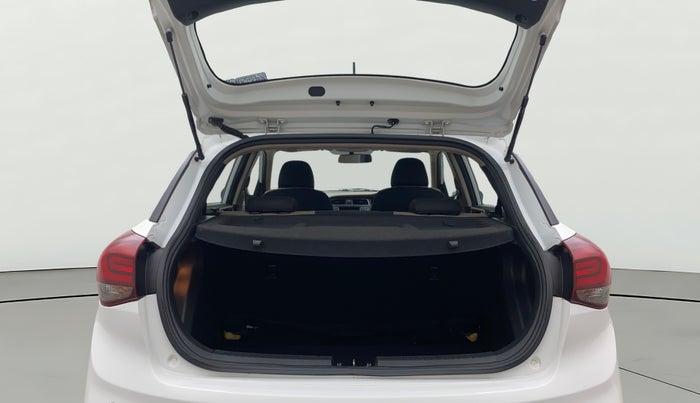 2020 Hyundai Elite i20 ASTA 1.2 (O), Petrol, Manual, 95,965 km, Boot Open Zoomed View