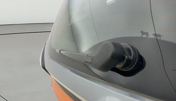 2019 Tata NEXON XZA PLUS DIESEL, Diesel, Automatic, 24,004 km, Rear Wiper