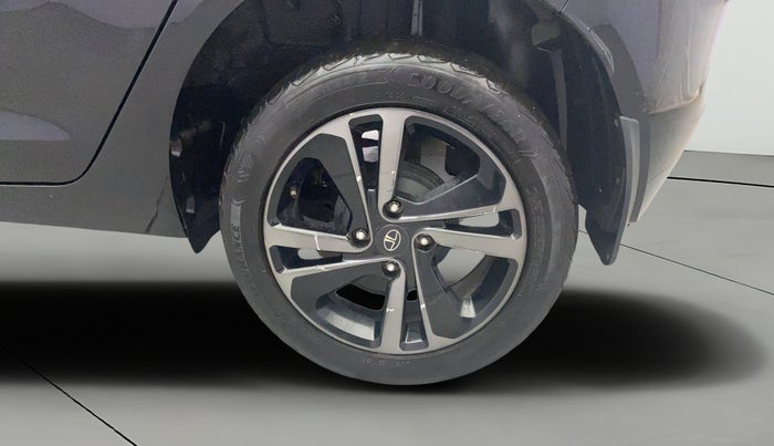 2022 Tata ALTROZ XZ PLUS DIESEL DARK EDITION, Diesel, Manual, 39,371 km, Left Rear Wheel