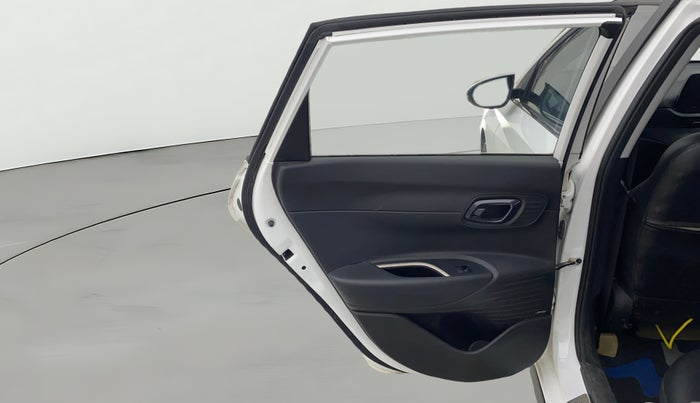 2021 Hyundai NEW I20 ASTA (O) 1.2 MT, Petrol, Manual, 26,302 km, LHS Rear Door