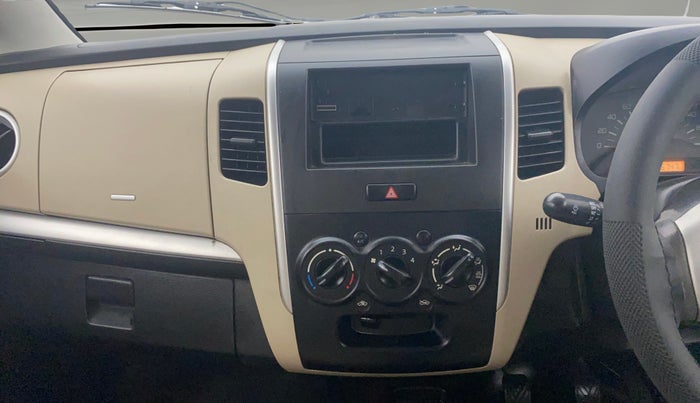 2018 Maruti Wagon R 1.0 LXI CNG, CNG, Manual, 1,26,735 km, Air Conditioner
