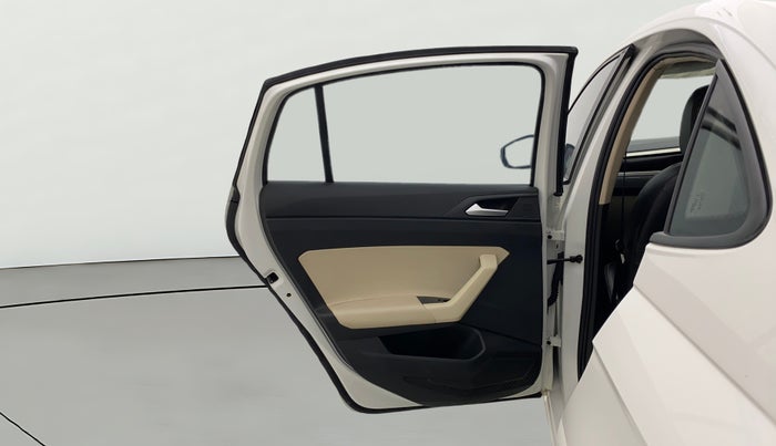 2022 Volkswagen VIRTUS HIGHLINE TSI 1.0 AT, Petrol, Automatic, 65,564 km, LHS Rear Door