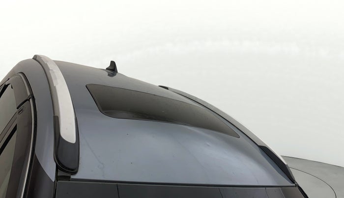 2021 Tata NEXON XZ PLUS SUNROOF PETROL DUAL TONE, Petrol, Manual, 52,481 km, Roof