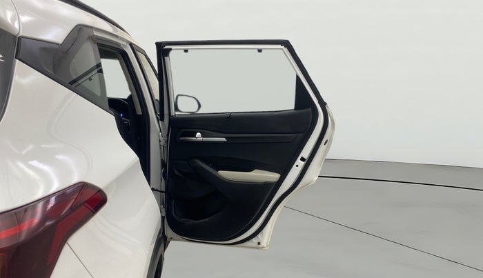 2021 KIA SELTOS HTK PLUS 1.5 IMT, Petrol, Manual, 22,742 km, RHS Rear Door