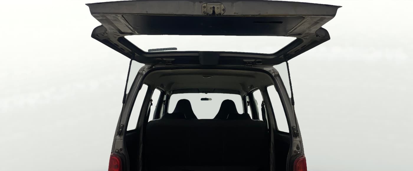 2017 Maruti Eeco 5 STR WITH A/C+HTR, Petrol, Manual, 1,25,143 km, Boot Door Open
