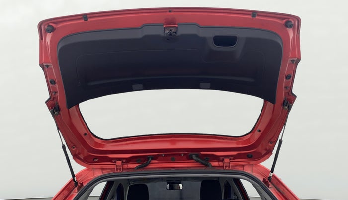 2021 Tata ALTROZ XZ PETROL, Petrol, Manual, 29,427 km, Boot Door Open