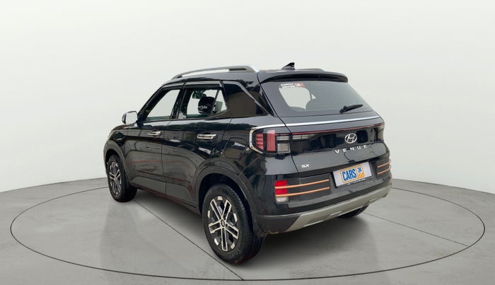 2023 Hyundai VENUE SX 1.5 CRDI, Diesel, Manual, 16,838 km, Left Back Diagonal