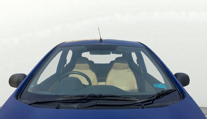 2017 Hyundai Eon MAGNA +, Petrol, Manual, 1,28,841 km, Front Windshield