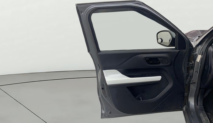 2022 Tata PUNCH ACCOMPLISHED AMT, Petrol, Automatic, 46,051 km, LHS Front Door