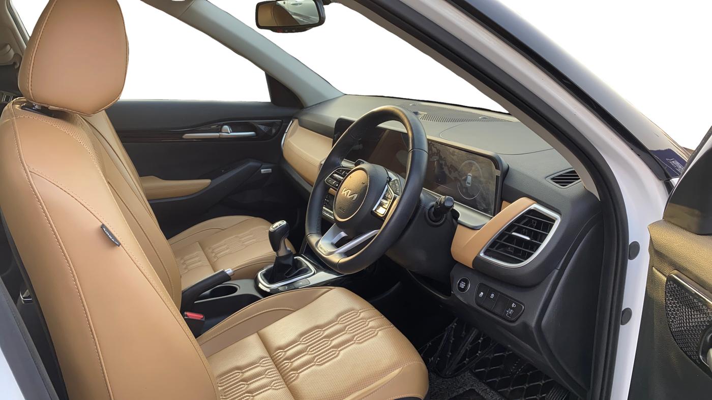 2023 KIA SELTOS HTX PLUS 1.5 IMT DIESEL, Diesel, Manual, 71,001 km, Right Side Front Door Cabin