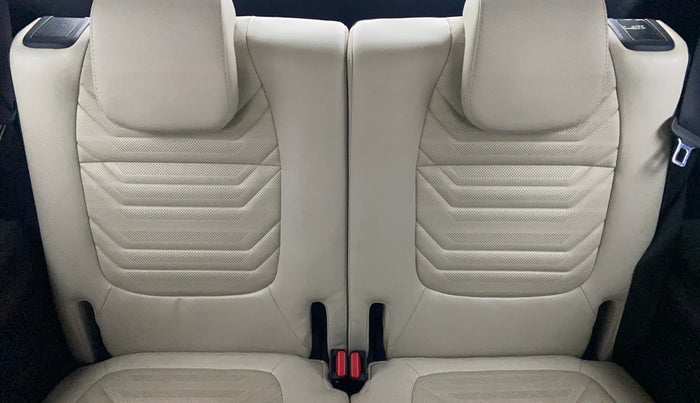 2022 KIA CARENS LUXURY PLUS 1.4 PETROL DCT 7 STR, Petrol, Automatic, 51,950 km, Third Seat Row ( optional )