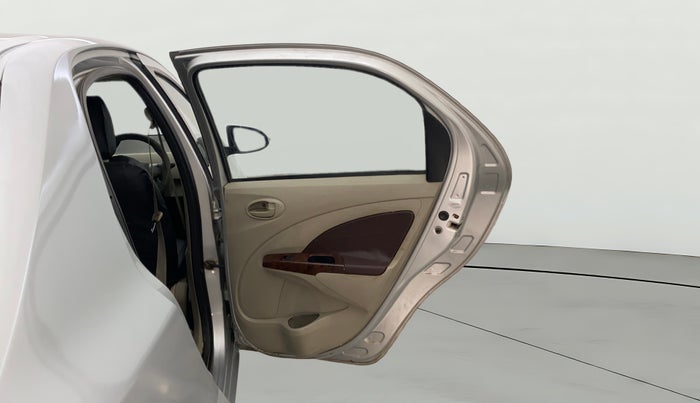 2014 Toyota Etios V, Petrol, Manual, 81,689 km, RHS Rear Door