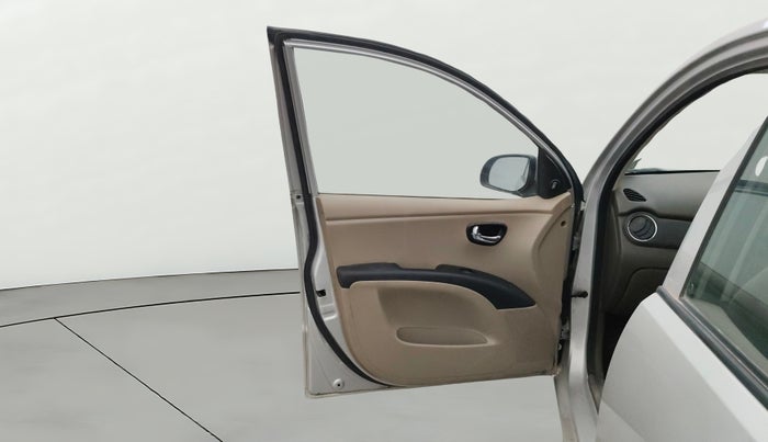 2014 Hyundai i10 SPORTZ 1.1, Petrol, Manual, 30,547 km, LHS Front Door