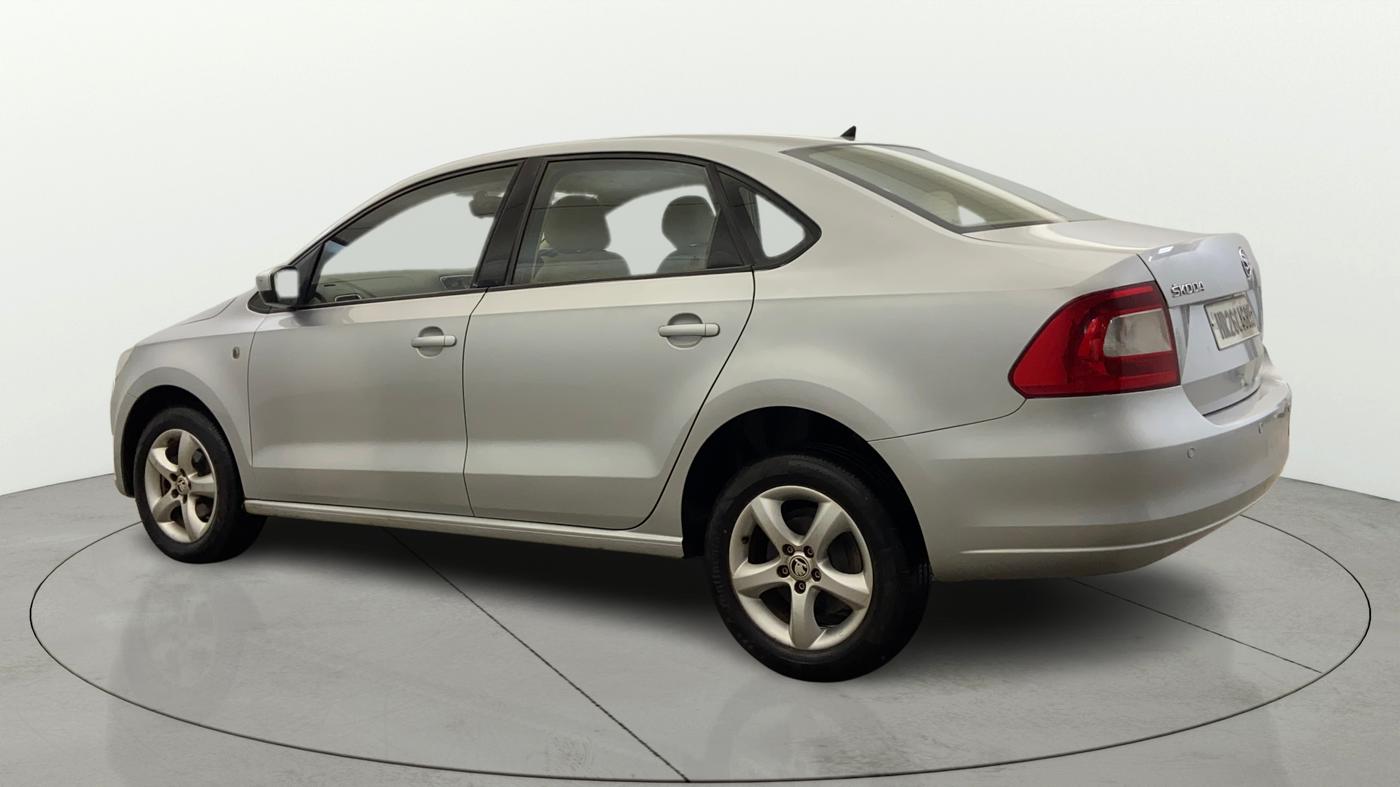 2013 Skoda Rapid ELEGANCE 1.6 MPI MT, Petrol, Manual, 84,349 km, Left Back Diagonal