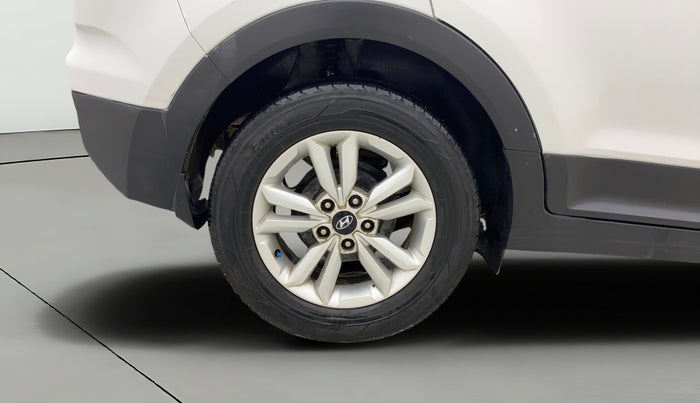 2016 Hyundai Creta SX PLUS 1.6 PETROL, Petrol, Manual, 1,19,371 km, Right Rear Wheel