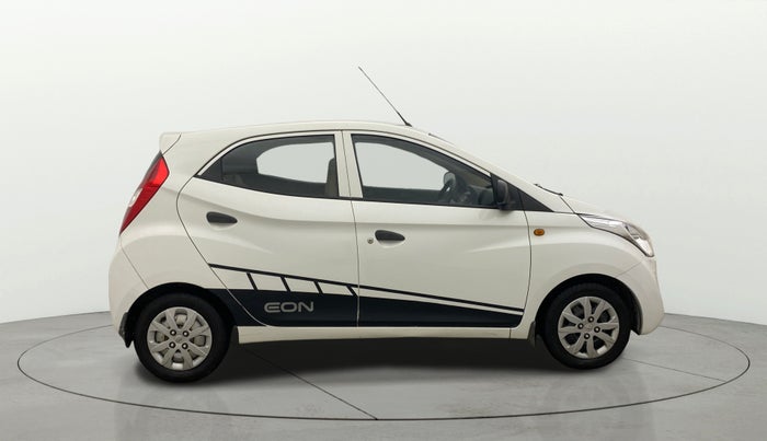 2018 Hyundai Eon MAGNA +, Petrol, Manual, 27,075 km, Right Side View