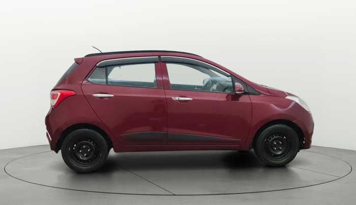 2013 Hyundai Grand i10 SPORTZ 1.2 KAPPA VTVT, Petrol, Manual, 1,17,049 km, Right Side View