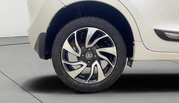 2020 Toyota Glanza V, Petrol, Manual, 47,059 km, Right Rear Wheel