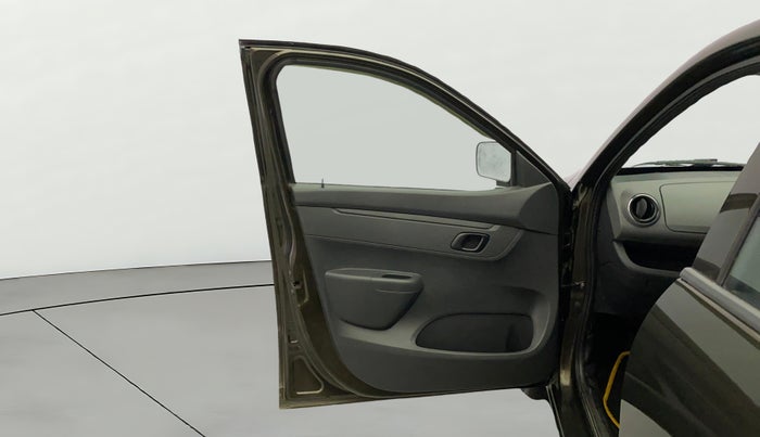 2016 Renault Kwid RXT 0.8, Petrol, Manual, 86,900 km, LHS Front Door