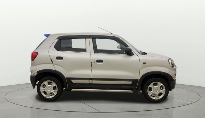 2019 Maruti S PRESSO VXI AMT, CNG, Automatic, 32,974 km, Right Side View
