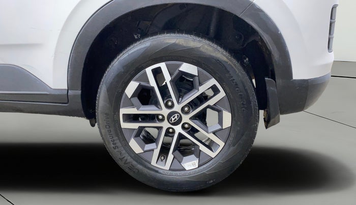 2023 Hyundai VENUE SX (O) 1.0 TURBO DCT, Petrol, Automatic, 27,749 km, Left Rear Wheel