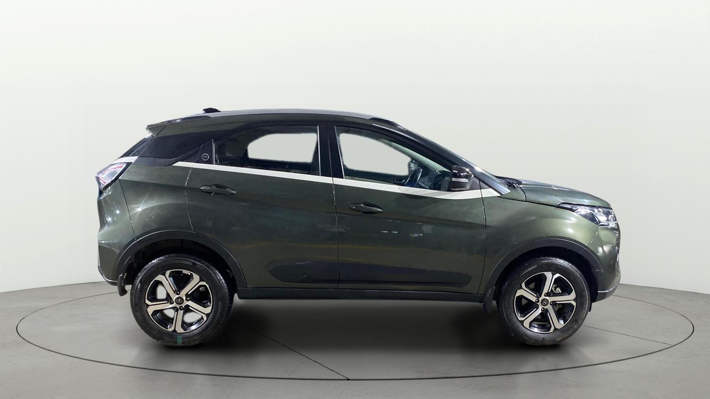 2023 Tata NEXON XZA PLUS SUNROOF PETROL, Petrol, Automatic, 13,380 km, Right Side View
