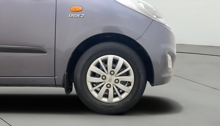 2015 Hyundai i10 SPORTZ 1.1, Petrol, Manual, 84,321 km, Right Front Wheel