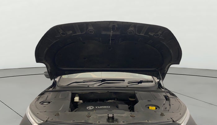 2023 MG HECTOR PLUS SHARP PRO 2.0 TURBO DIESEL 7 STR, Diesel, Manual, 74,430 km, Open Bonet