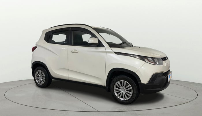 2016 Mahindra Kuv100 K4 6 STR, CNG, Manual, 49,693 km, Right Front Diagonal