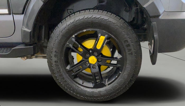 2022 Mahindra Thar LX D AT 4WD HT, Diesel, Automatic, 73,784 km, Left Rear Wheel