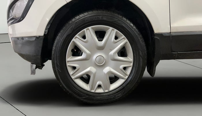 2018 Ford Ecosport TREND+ 1.5L DIESEL, Diesel, Manual, 1,32,461 km, Left Front Wheel