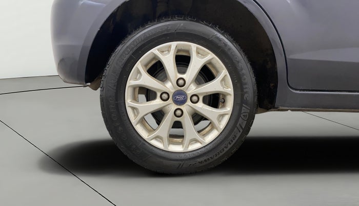 2014 Ford Figo TITANIUM 1.2 PETROL, Petrol, Manual, 61,553 km, Right Rear Wheel
