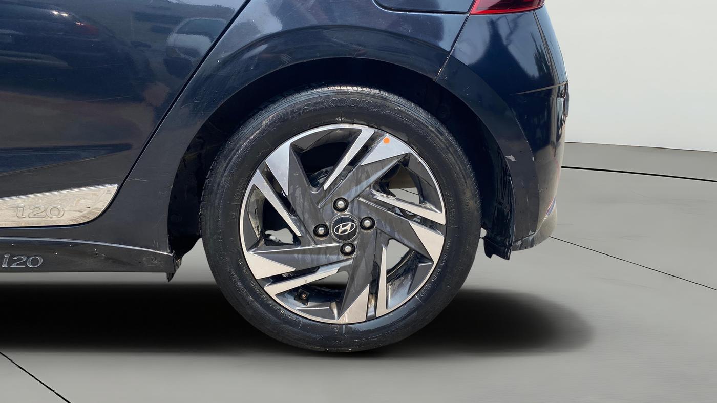2021 Hyundai NEW I20 ASTA (O) 1.2 MT, CNG, Manual, 71,497 km, Left Rear Wheel