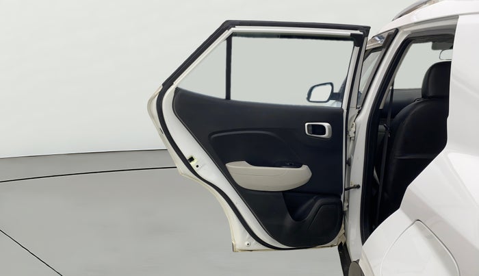 2022 Hyundai VENUE S (O) 1.0 TURBO IMT, Petrol, Manual, 75,335 km, LHS Rear Door