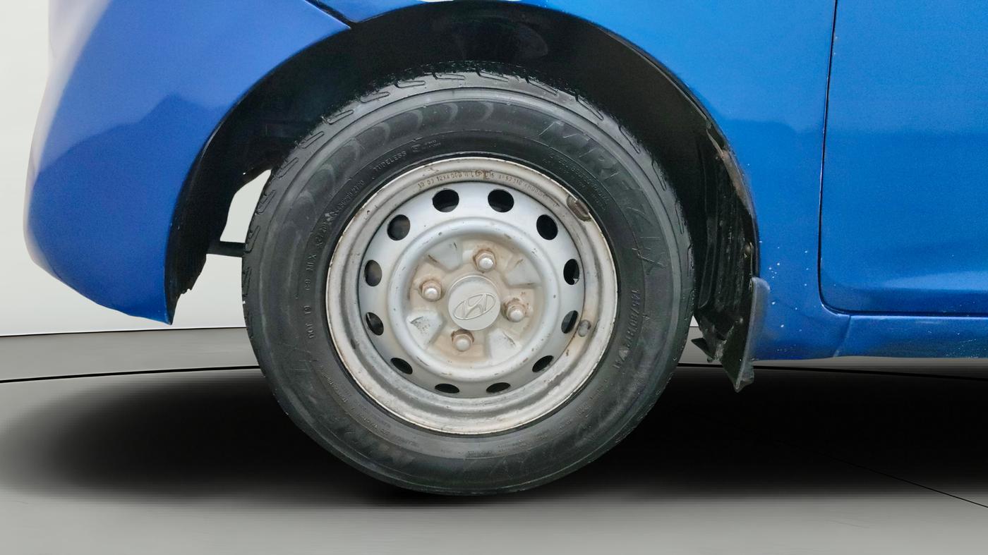 2013 Hyundai Eon ERA +, Petrol, Manual, 76,475 km, Left Front Wheel