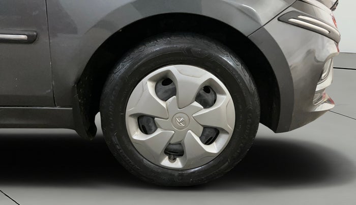 2022 Tata Tiago XT PETROL, Petrol, Manual, 34,624 km, Right Front Wheel