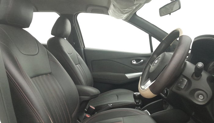 2019 Nissan Kicks XL DIESEL, Diesel, Manual, 87,533 km, Right Side Front Door Cabin