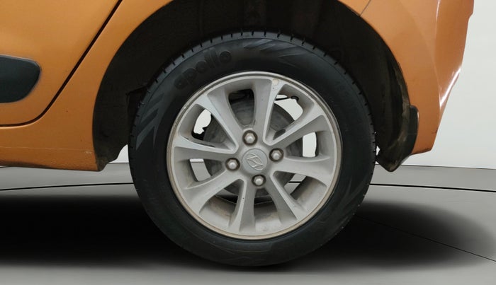 2016 Hyundai Grand i10 ASTA (O) 1.2 KAPPA VTVT, Petrol, Manual, 39,932 km, Left Rear Wheel