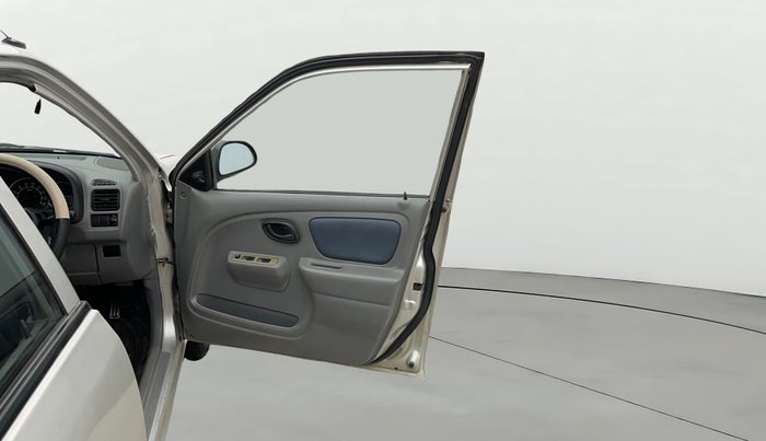 2014 Maruti Alto K10 LXI, Petrol, Manual, 53,665 km, RHS Front Door