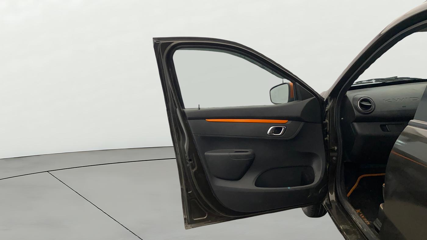 2022 Renault Kwid CLIMBER 1.0 AMT, Petrol, Automatic, 20,835 km, LHS Front Door