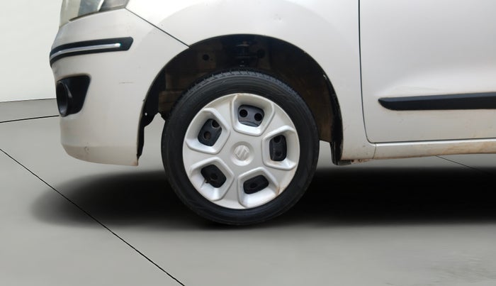 2016 Maruti Wagon R 1.0 VXI, Petrol, Manual, 1,28,845 km, Left Front Wheel