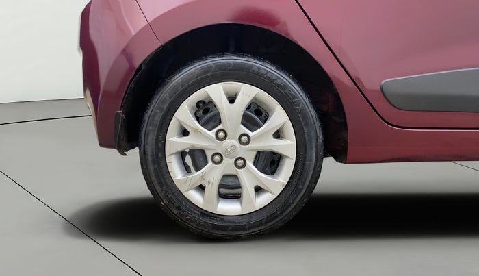 2014 Hyundai Grand i10 SPORTZ 1.2 KAPPA VTVT, Petrol, Manual, 96,484 km, Right Rear Wheel