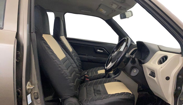 2022 Maruti New Wagon-R VXI CNG 1.0, CNG, Manual, 1,06,704 km, Right Side Front Door Cabin