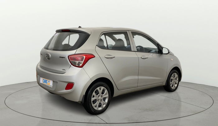 2015 Hyundai Grand i10 MAGNA 1.2 KAPPA VTVT, Petrol, Manual, 12,969 km, Right Back Diagonal