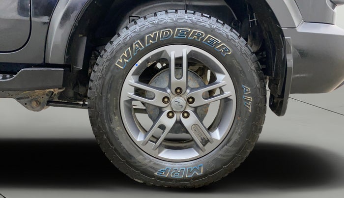 2021 Mahindra Thar LX D AT 4WD HT, Diesel, Automatic, 83,827 km, Left Rear Wheel