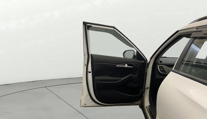 2021 KIA SELTOS HTK 1.5 PETROL, Petrol, Manual, 66,115 km, LHS Front Door