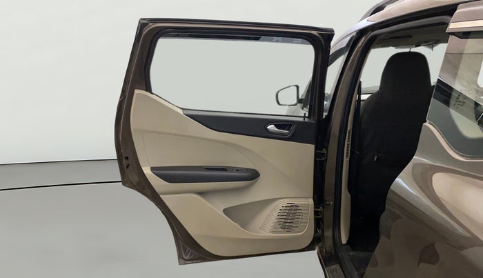 2023 Renault TRIBER RXZ AMT, Petrol, Automatic, 16,654 km, LHS Rear Door