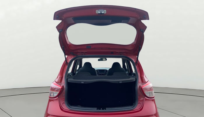 2017 Hyundai Grand i10 SPORTZ (O) 1.2 KAPPA VTVT, Petrol, Manual, 76,949 km, Boot Door Open