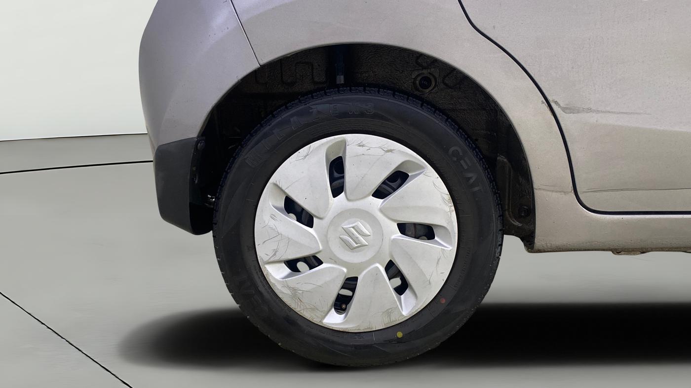 2014 Maruti Celerio VXI CNG, CNG, Manual, 1,09,624 km, Right Rear Wheel